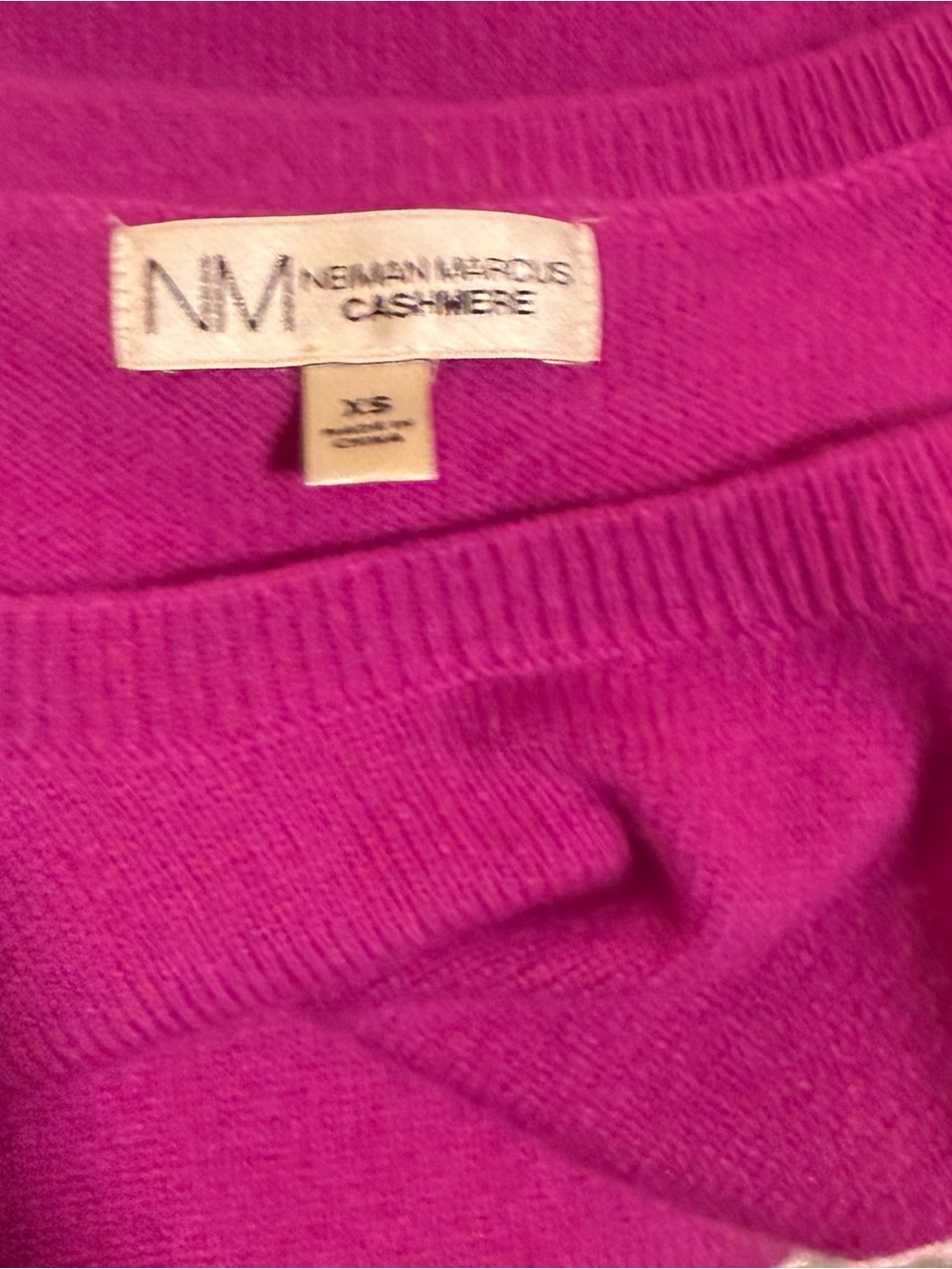 Neiman Marcus Cashmere Crewneck Sweater in Bright Magenta